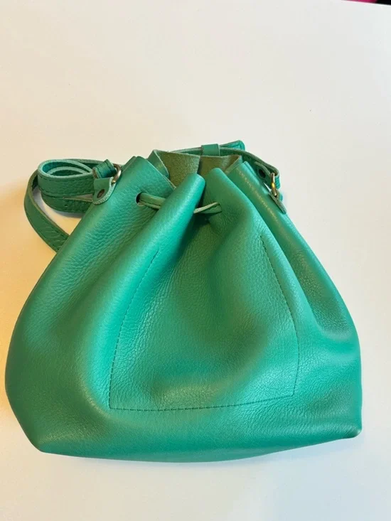 Portland Leather bucket back west palm Tiffany blue color used unicorn 🦄 - Picture 7 of 13